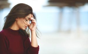 Cómo el estrés y la ansiedad pueden afectar a la piel de tu rostro